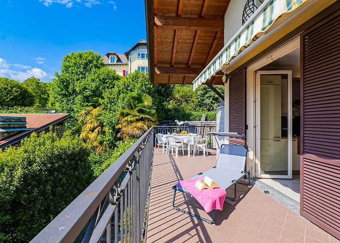 Casetta Di Rosetta 아파트 Arizzano